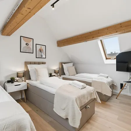 Appartement Malu - Im Zentrum, Balkon, 24h Checkin, Waschmaschine, Smarttv, Am Schloss, Saniert Und Modern